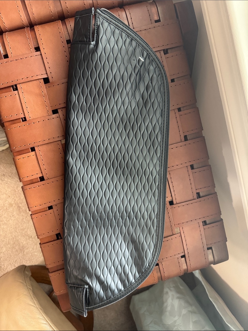 ghd Black Quilted Heat-Resistant Styling Tool Case